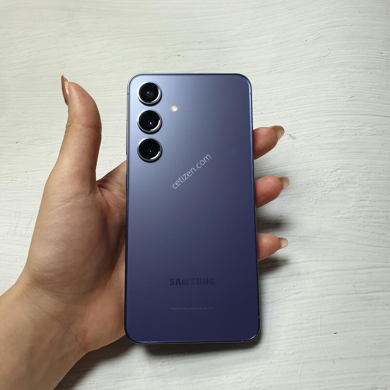 LG ������ S24 ���̿÷� 256G S�� �Ǹ��մϴ�
