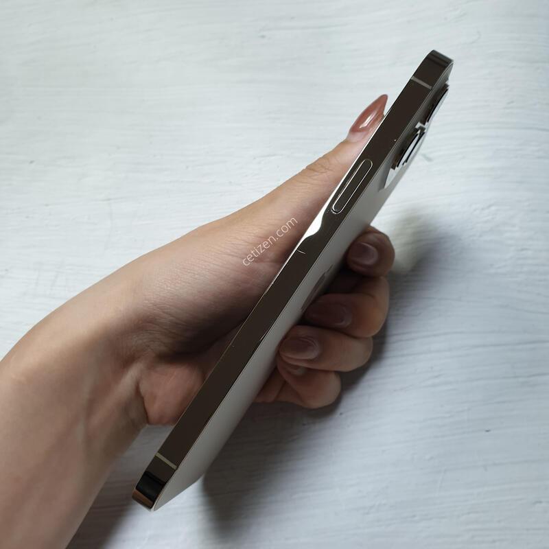 ������ 12���θƽ� ��� 256G S�� �Ǹ��մϴ�