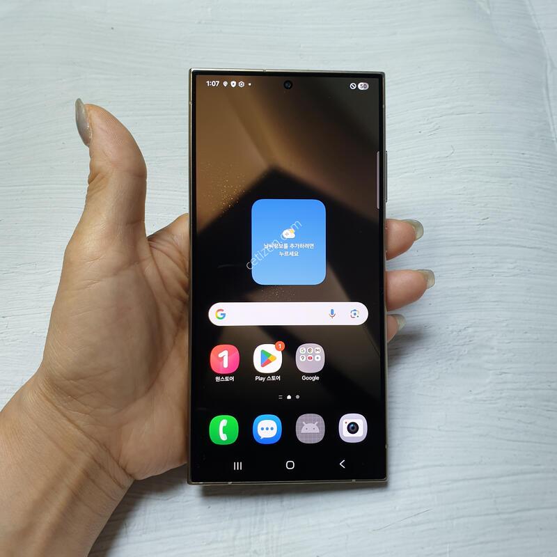 LG ������ S24��Ʈ�� ƼŸ�����ο� 256G S�� �Ǹ��մϴ�