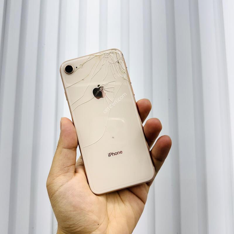 ������8 ��� 64GB ���͸� 100%