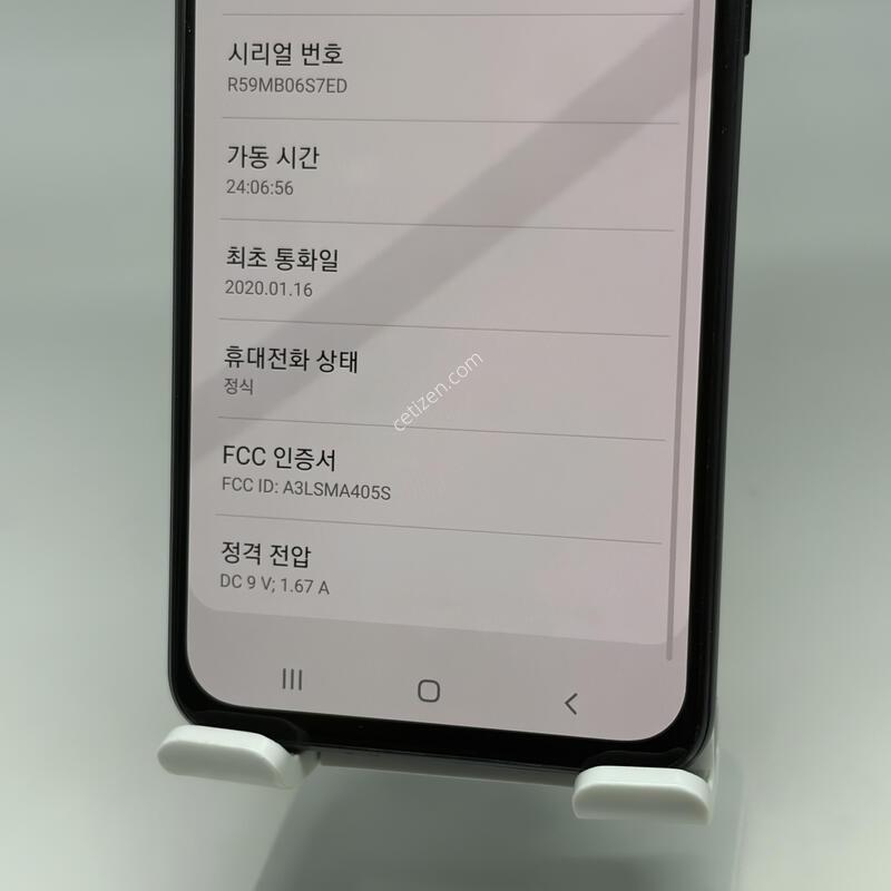 A+��! ������A40 64GB [������/����GOOD!]