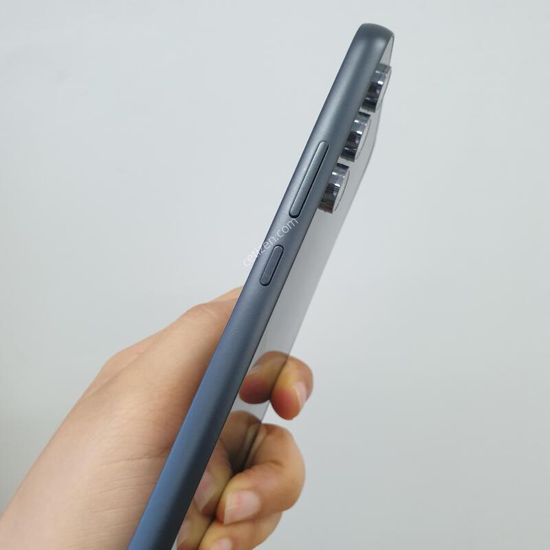 ����4 317