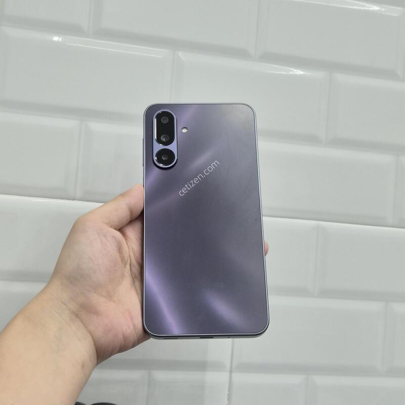 ����������4 ���� 128GB