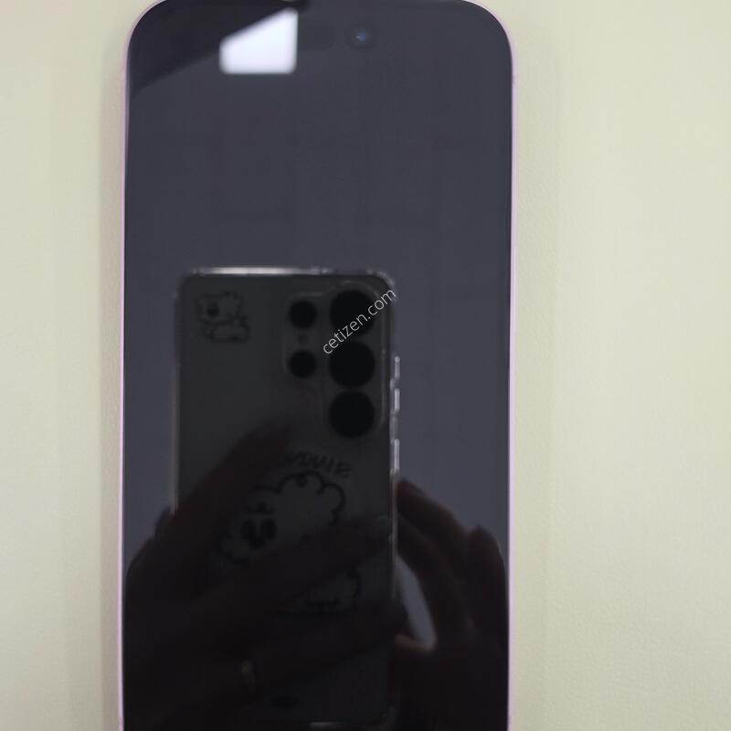 ������15 256GB