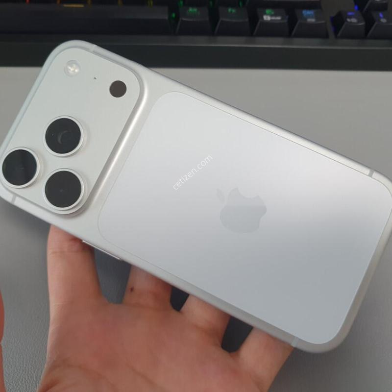 ������17 ���� / 512GB / �ǹ� / ���͸����� 100%