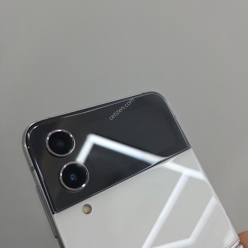 ������ Z�ø�4 256GB ȭ��Ʈ