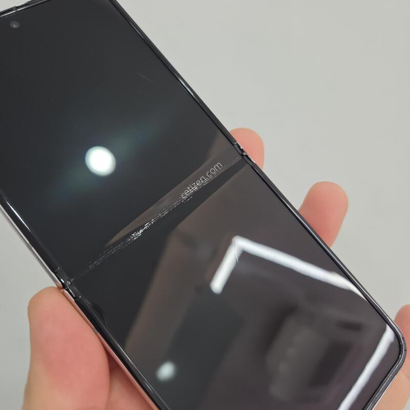 ������ Z�ø�4 256GB ȭ��Ʈ