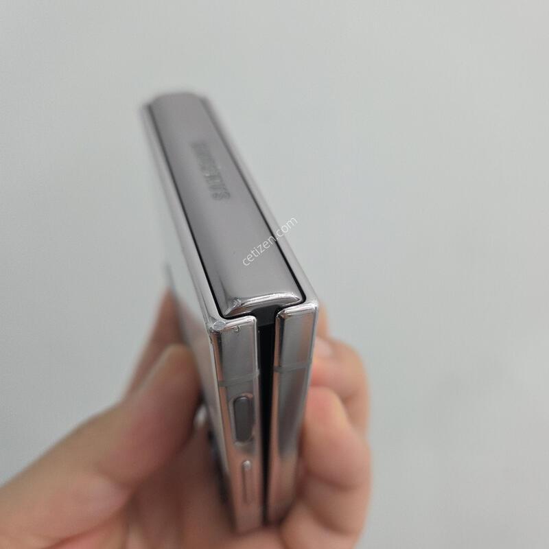 ������ Z�ø�4 256GB ȭ��Ʈ