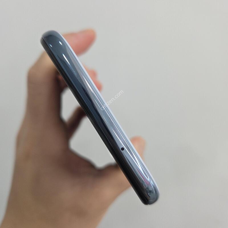LG Q61 64GB ȭ��Ʈ A��