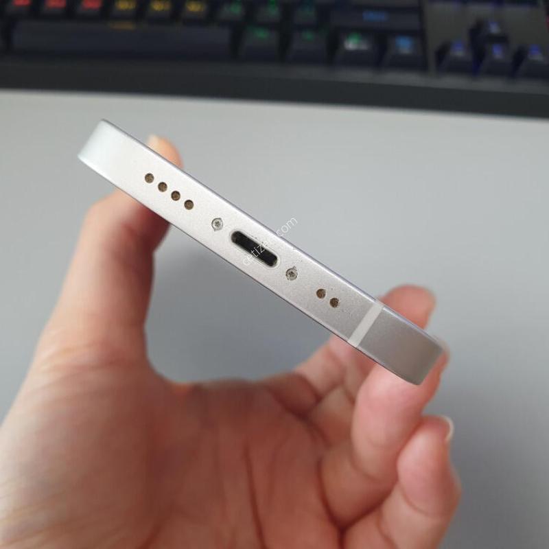 ������12 �̴� / 128GB / ȭ��Ʈ / ���͸����� 79%