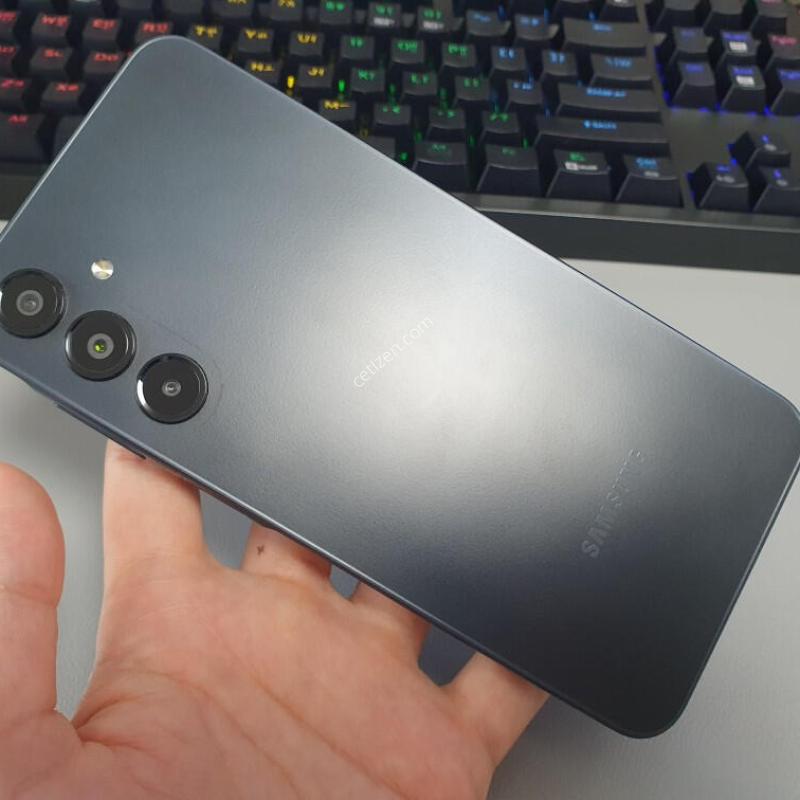 ������ A16 / 128GB / ����