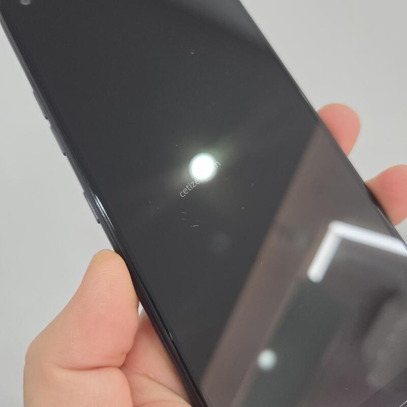 LG Q61 64GB ����