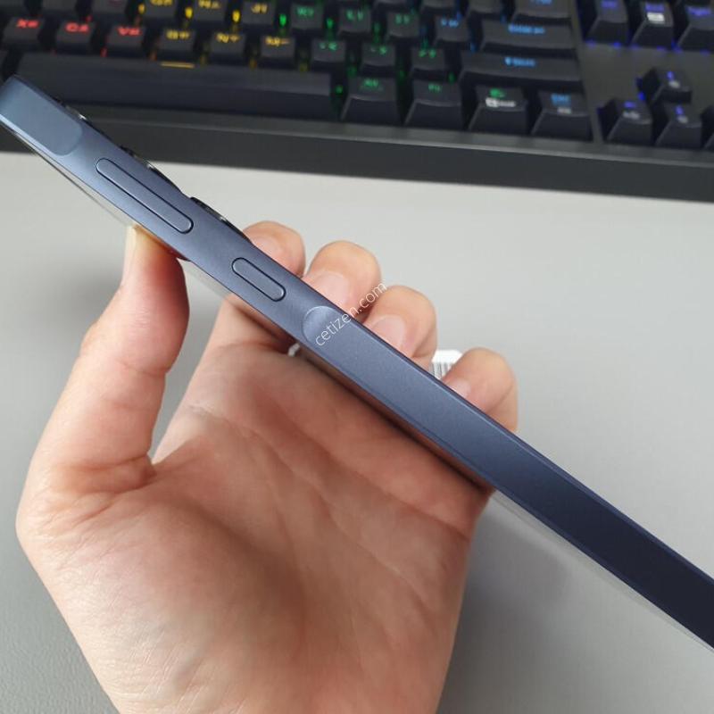 ������ A35 / 128GB / ���̺�