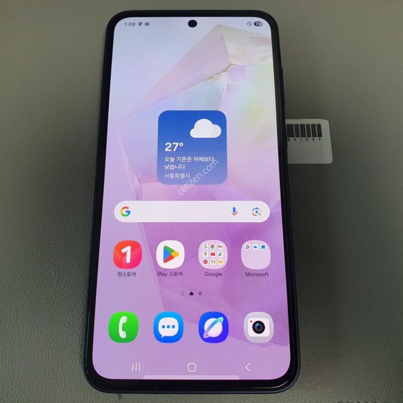 ������ A35 / 128GB / ���̺�