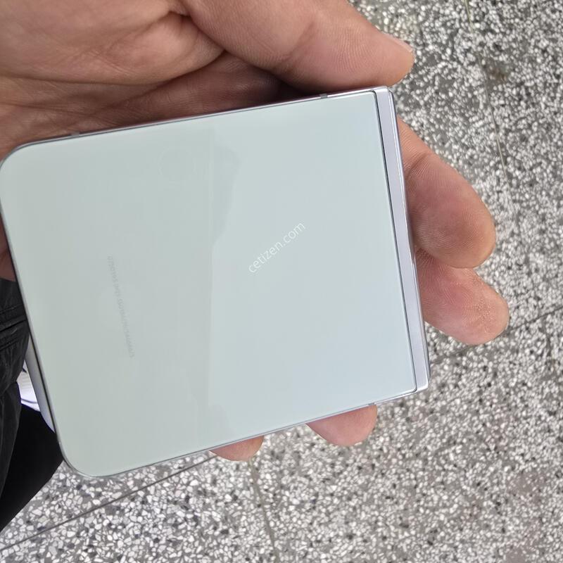 SK �ø�5(F731) ��Ʈ 256G A�� ����� �˴ϴ�