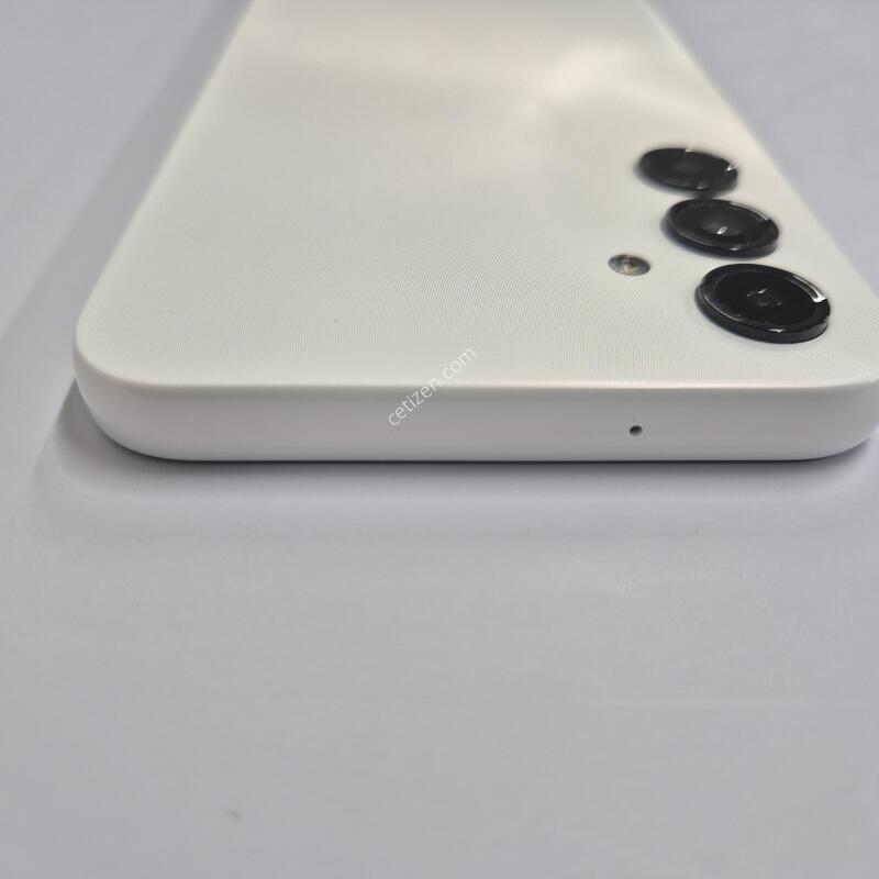 ����������3 ȭ��Ʈ 128GB