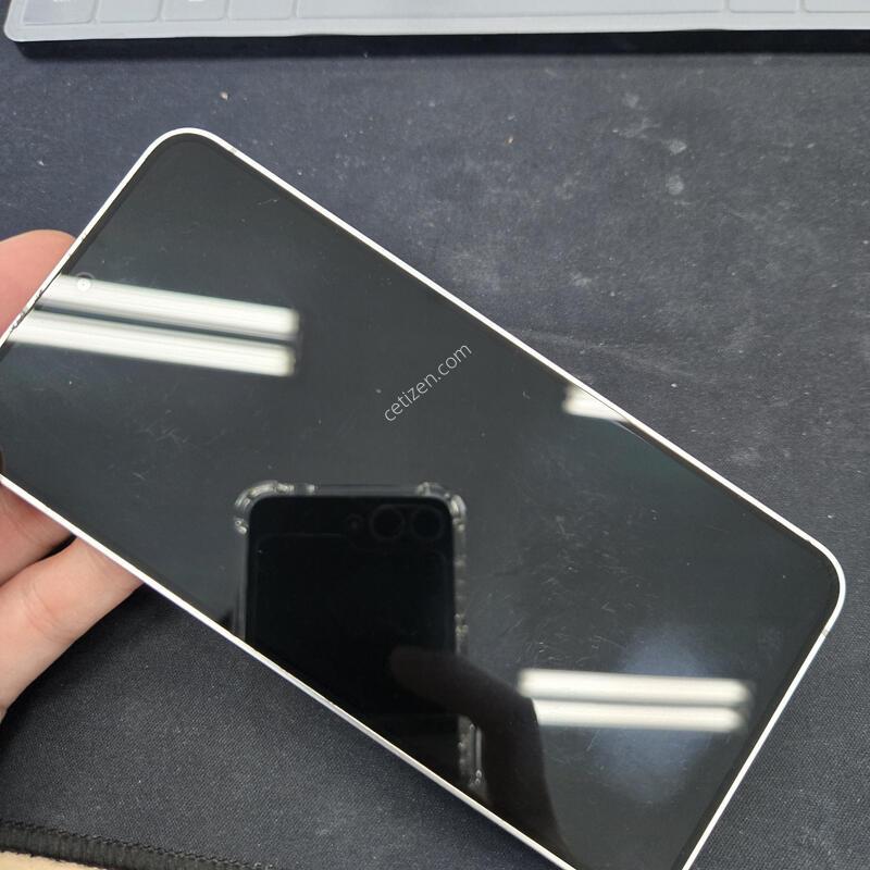 ������ S24 �׷��� 512GB AA�� ���ܻ� �����