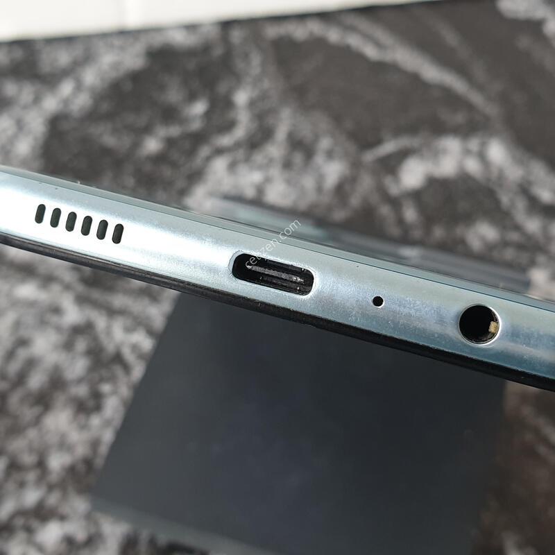 LG �����ù���2 (M236L) �׸� 128�Ⱑ (0470207)