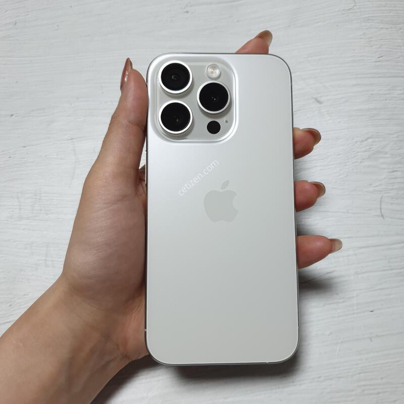 ������15���� ȭ��ƮƼŸ�� 256G A�� �Ǹ��մϴ�