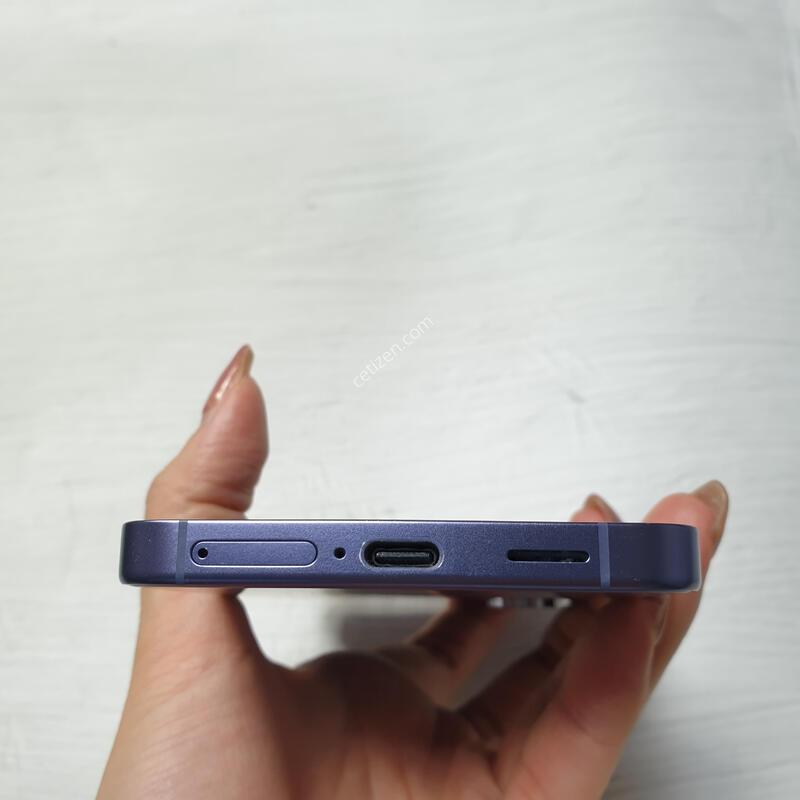 LG ������ S24 ���̿÷� 256G A�� �Ǹ��մϴ�