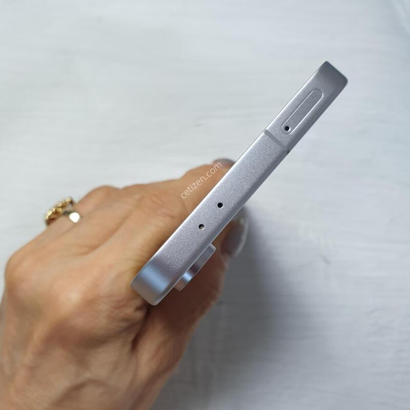 LG ������ S24FE �׷��� 256G S�� �Ǹ��մϴ�