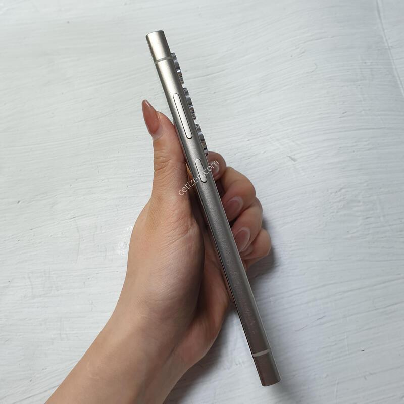 SK ������ S24��Ʈ�� ƼŸ���׷��� 512G A�� �Ǹ��մϴ�