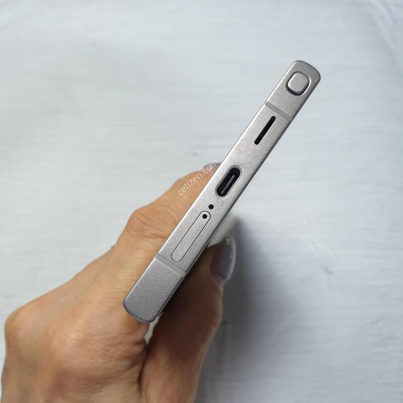 LG ������ S24��Ʈ�� ƼŸ�� �׷��� 256G S�� �Ǹ��մϴ�