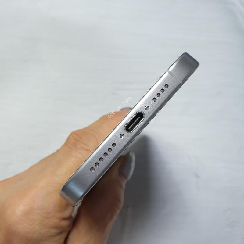 ������ 15���θƽ� ȭ��ƮƼŸ�� 256G A�� ������ �Ǹ��մϴ�