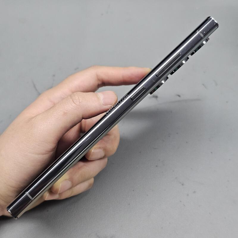 �Ｚ ������ S23��Ʈ�� 512GB �ڱ��� �׸� ������ ������ �߰��� ~!