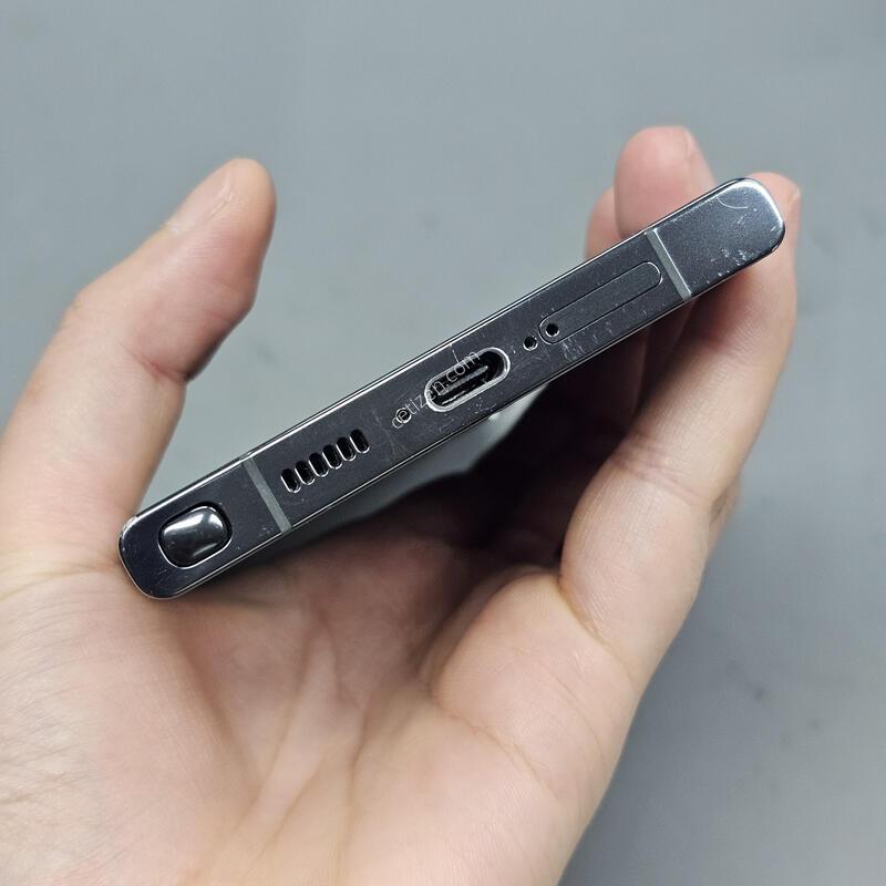 �Ｚ ������ S23��Ʈ�� 512GB �ڱ��� �׸� ������ ������ �߰��� ~!