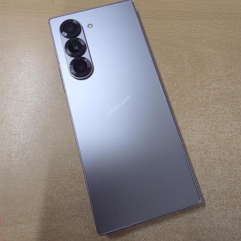 ����6 256GB