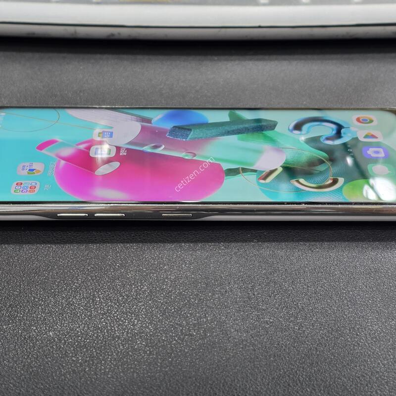 LG Q920 �Ǹ��մϴ�.����Ȯ�����ּ���