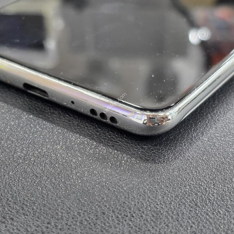 LG Q920 �Ǹ��մϴ�.����Ȯ�����ּ���