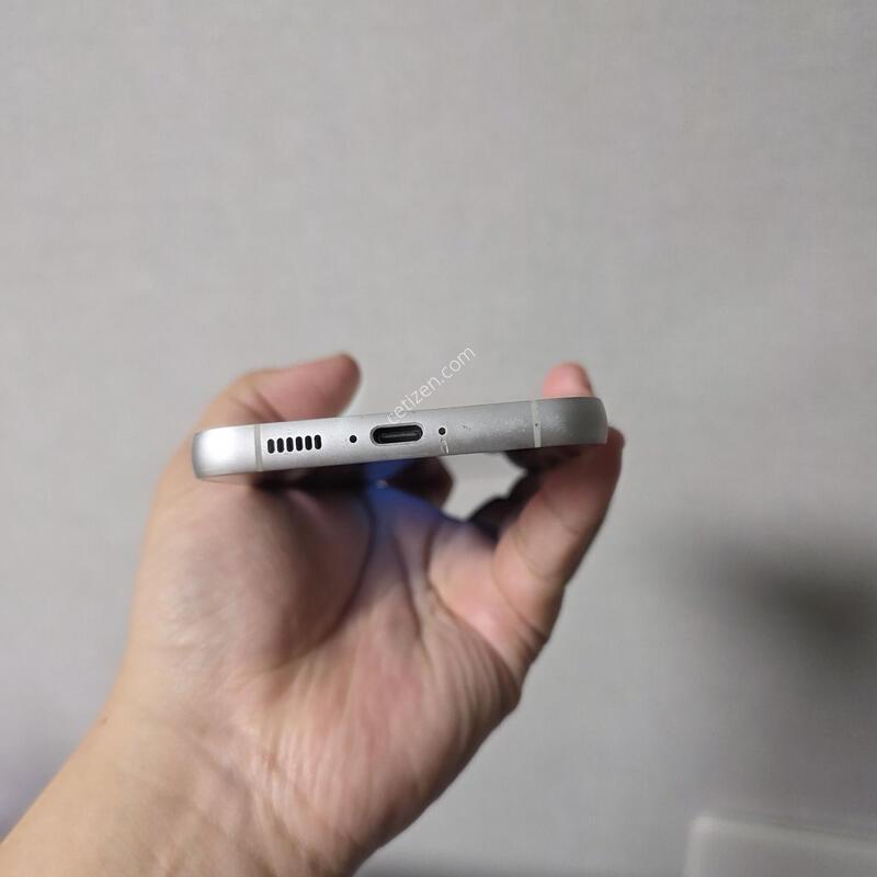 ������ S23FE ȭ��Ʈ 256�Ⱑ �Ⱦƿ�~