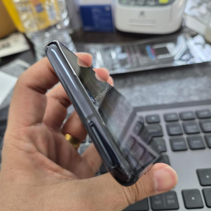(805)lg v50s 256