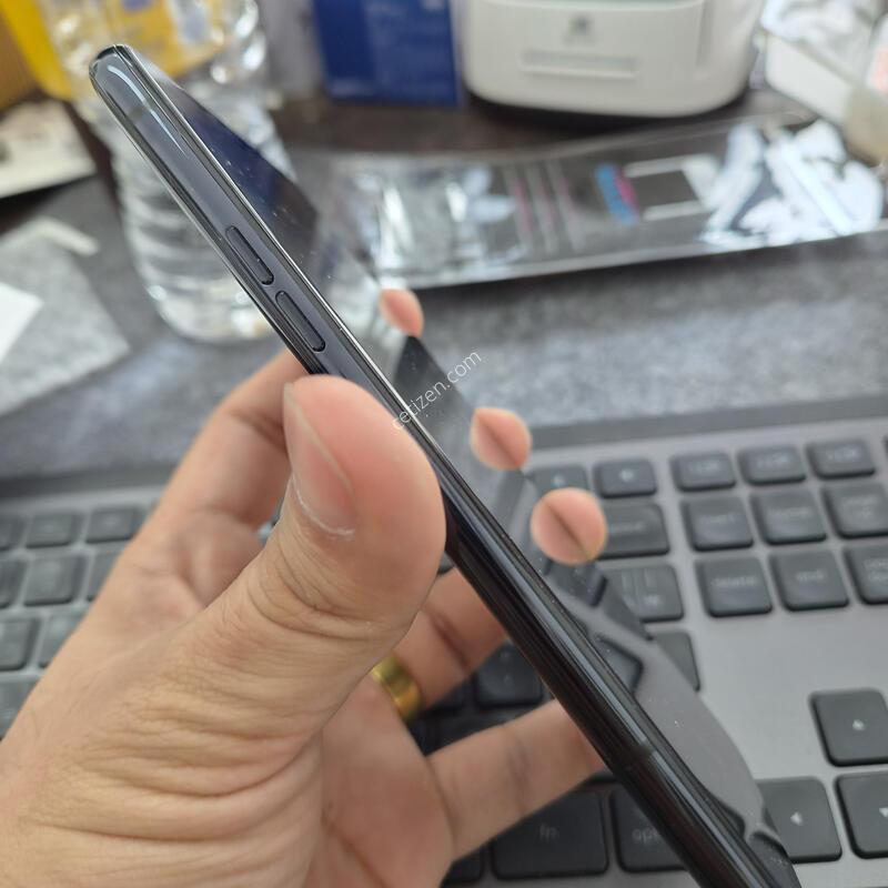 (805)lg v50s 256