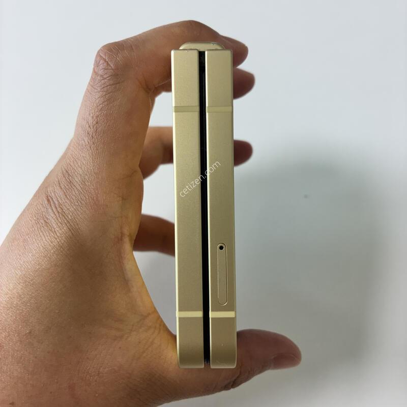 ������ �ø�6 ���ο���� 256g ��밨�ִ� ��ǰ���� ������ �Ǹ��մϴ�.
