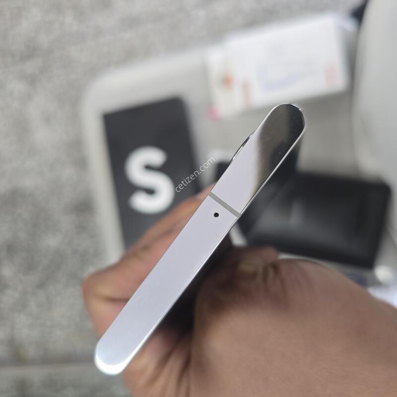 U+ S22��Ʈ��(S908) 512G ȭ��Ʈ���� ����� �˴ϴ�