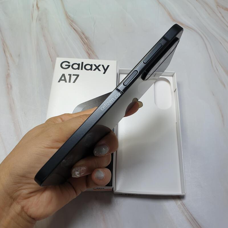 SK ������ A17 ���� 128G ����ǰ �̻�� S�� Ǯ�ڽ��Ǹ�