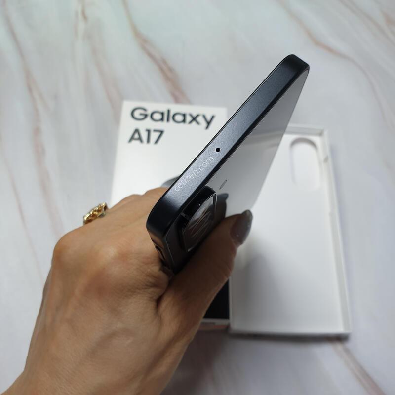 SK ������ A17 ���� 128G ����ǰ �̻�� S�� Ǯ�ڽ��Ǹ�