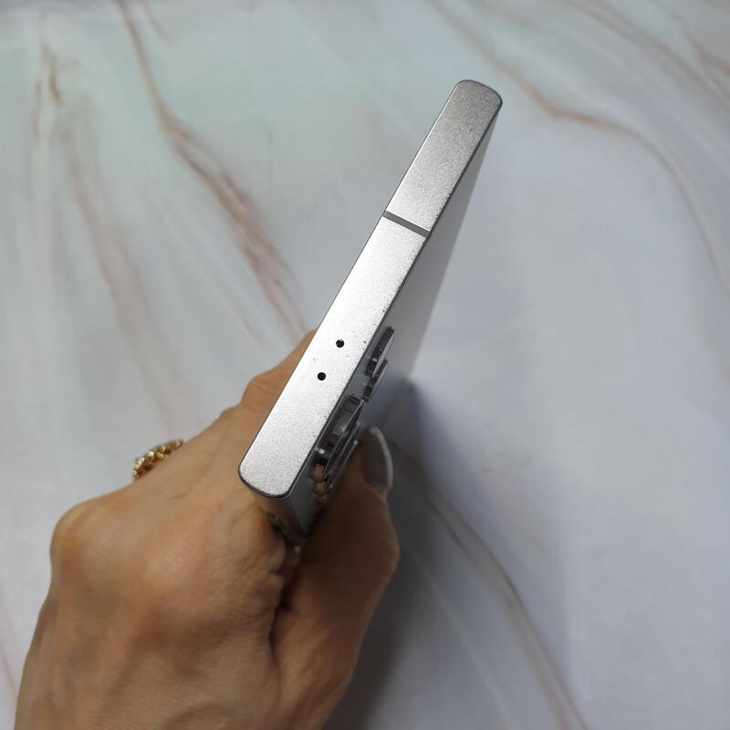 SK ������ S24��Ʈ�� ƼŸ���׷��� 256G A�� �Ǹ��մϴ�