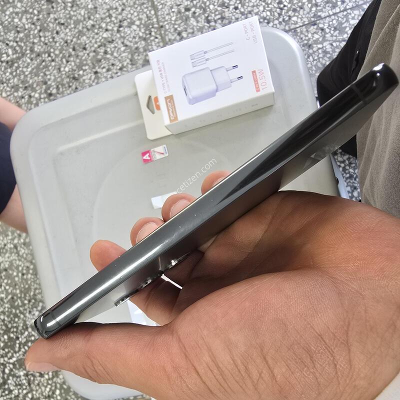 SK S23(S911) 256G �׷��̻��� ����� �˴ϴ�
