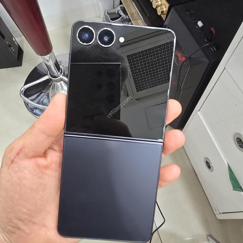 �ø�7 256GB