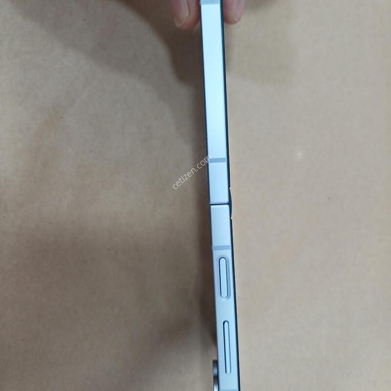 SM-F741N    2026 ������ü��(�Ｚ���񽺼�Ÿ)   �վ���ȭ���� ��ũ��ġ�־��  �ʸ������Ǿ��־��  ����������  ����������