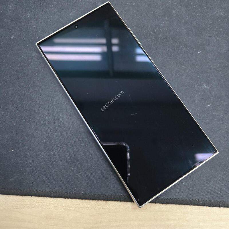 ������ S24��Ʈ�� 512GB �ڱ��� �����÷� ƼŸ��������