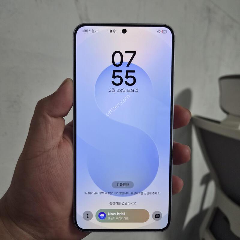������ S25 �÷��� ���̽����� 256G