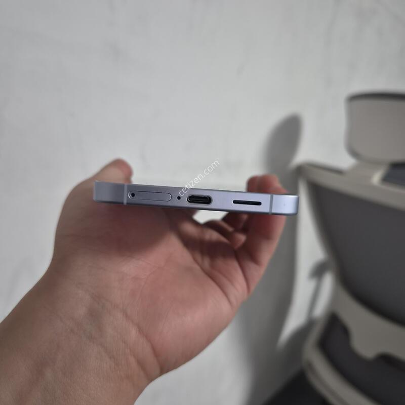 ������ S25 �÷��� ���̽����� 256G