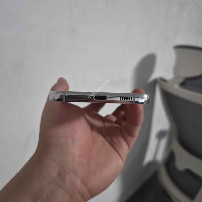������ S22 �÷��� ȭ��Ʈ 256G