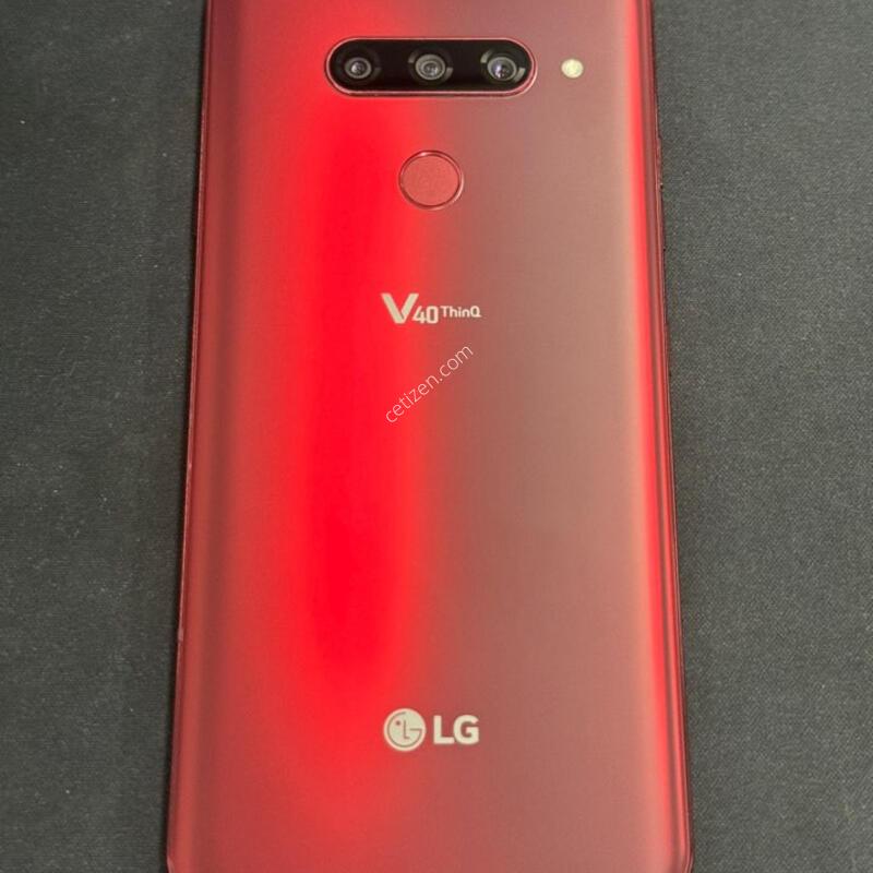 LG v40