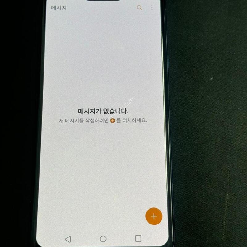������ v40